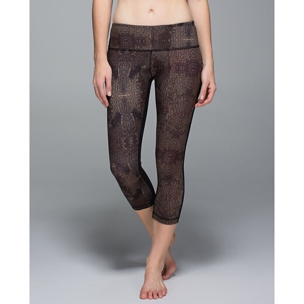 Lululemon Wunder Under Crop II *Full-On Luon Legging Golden Godess Cashew Size 6